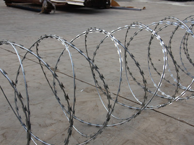 Cross Coiled Razor Barbed Wire